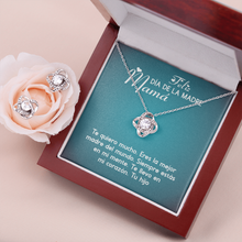 Load image into Gallery viewer, Feliz Dia De La Madre Mama (Love knot Earring and Necklace Set)
